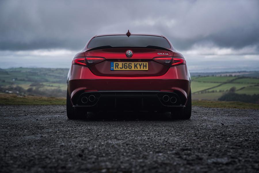  Alfa Romeo Giulia Quadrifoglio (952) 2016 года  (UK) (фото 28 из 40)